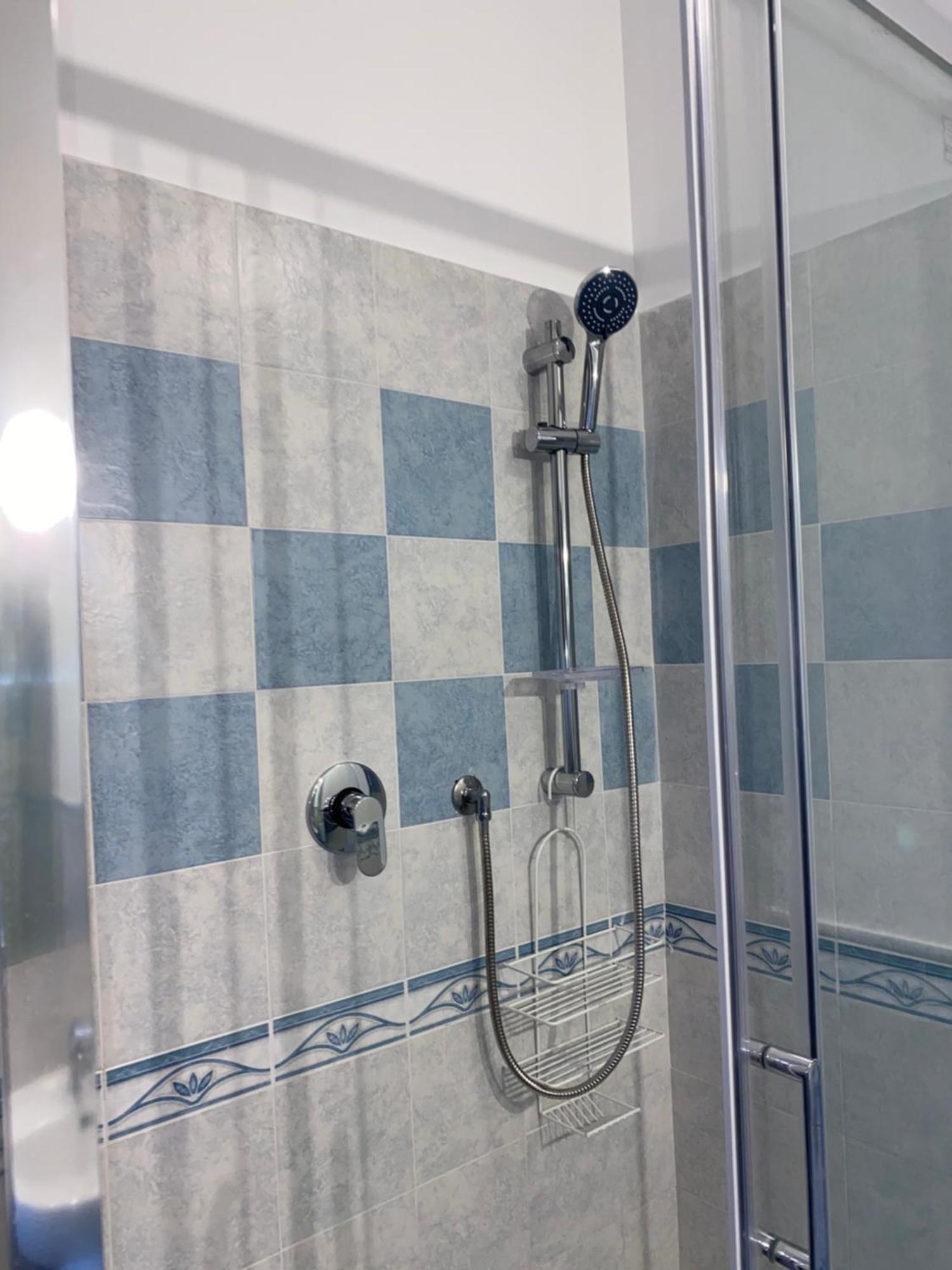דירות פלרמו La Casa Di Gus מראה חיצוני תמונה